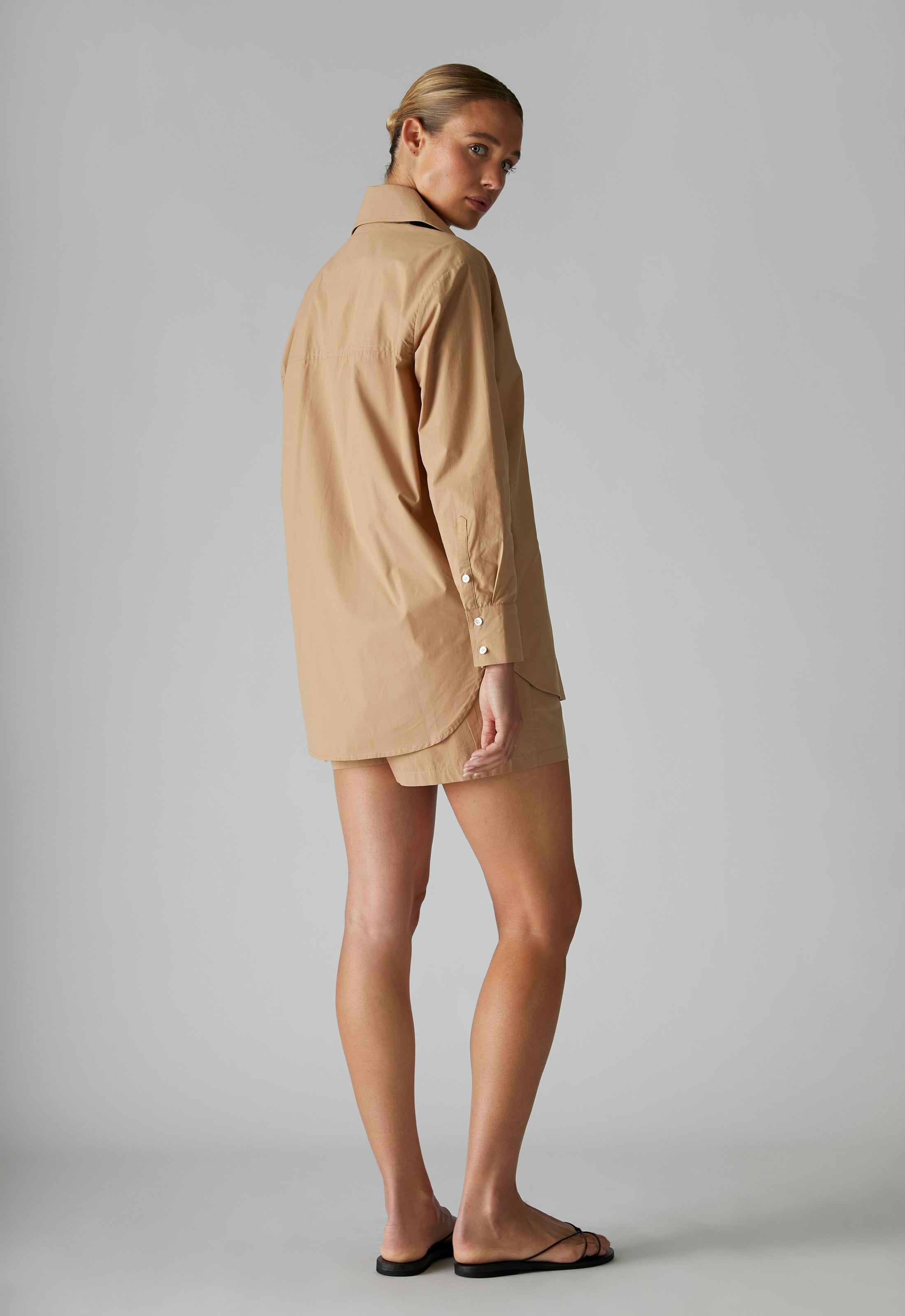 SAMARA SHORTS - TAN