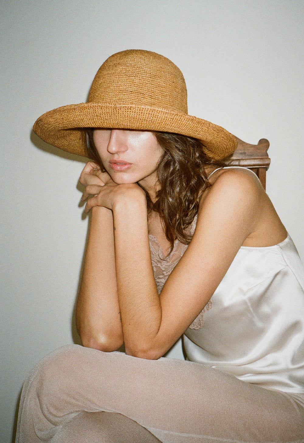 Izzy Sunhat