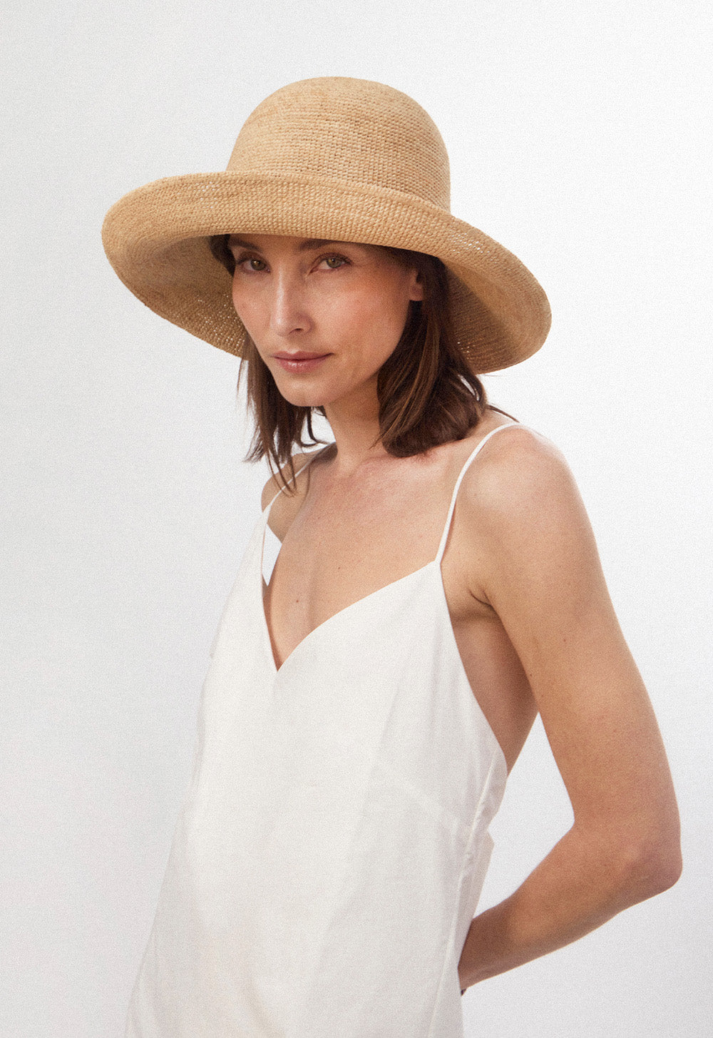 Izzy Sunhat