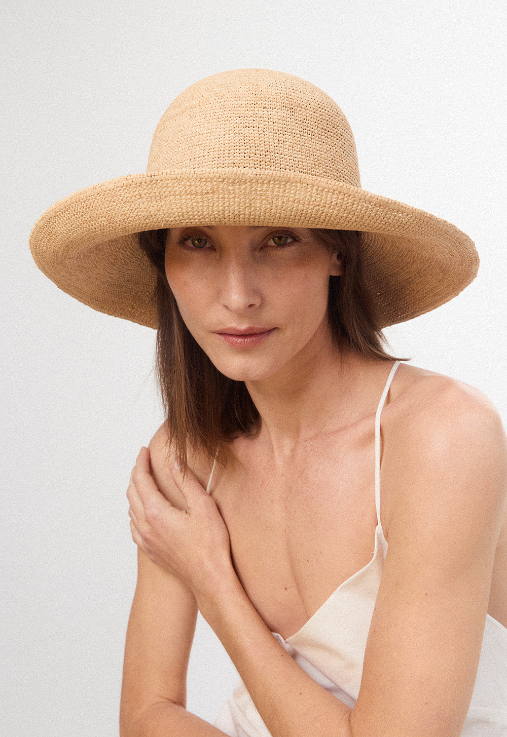 Izzy Sunhat