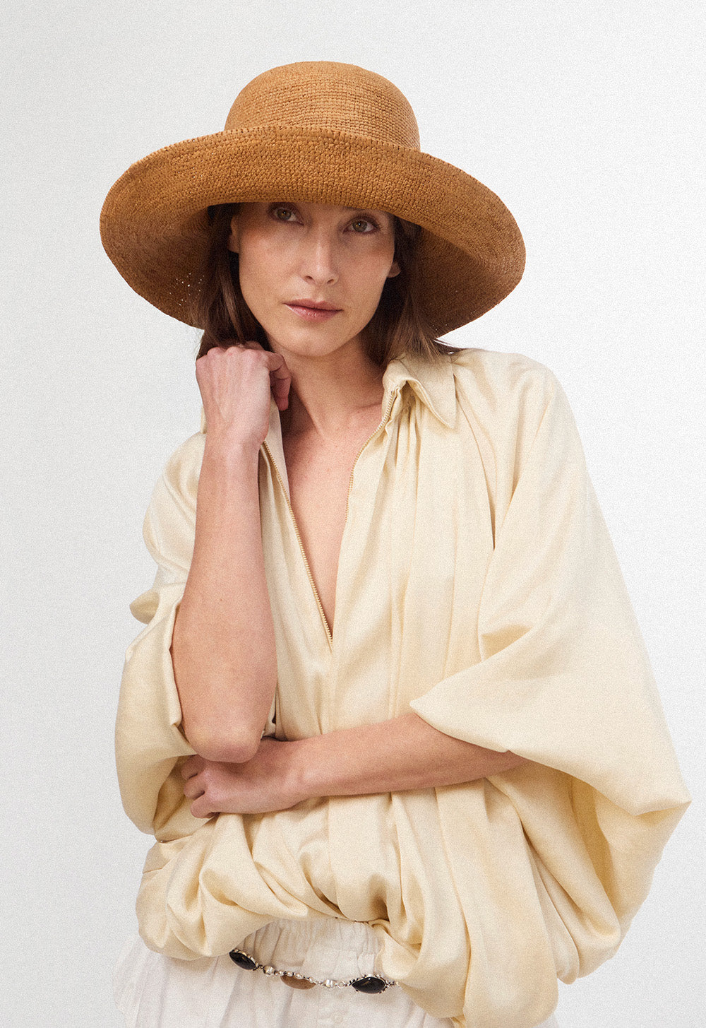 Izzy Sunhat
