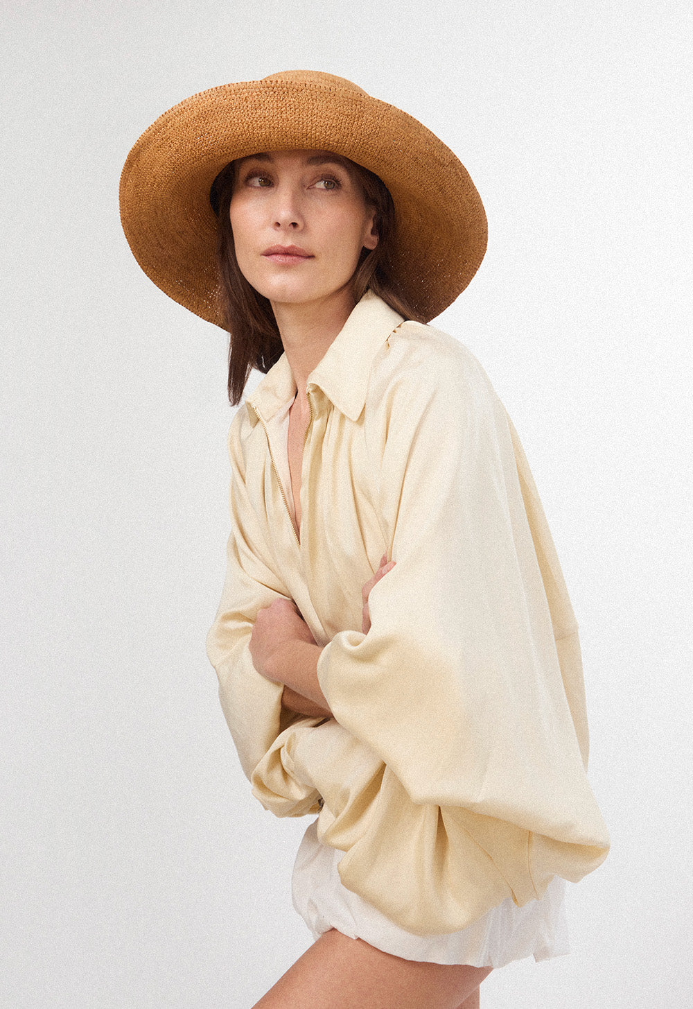 Izzy Sunhat